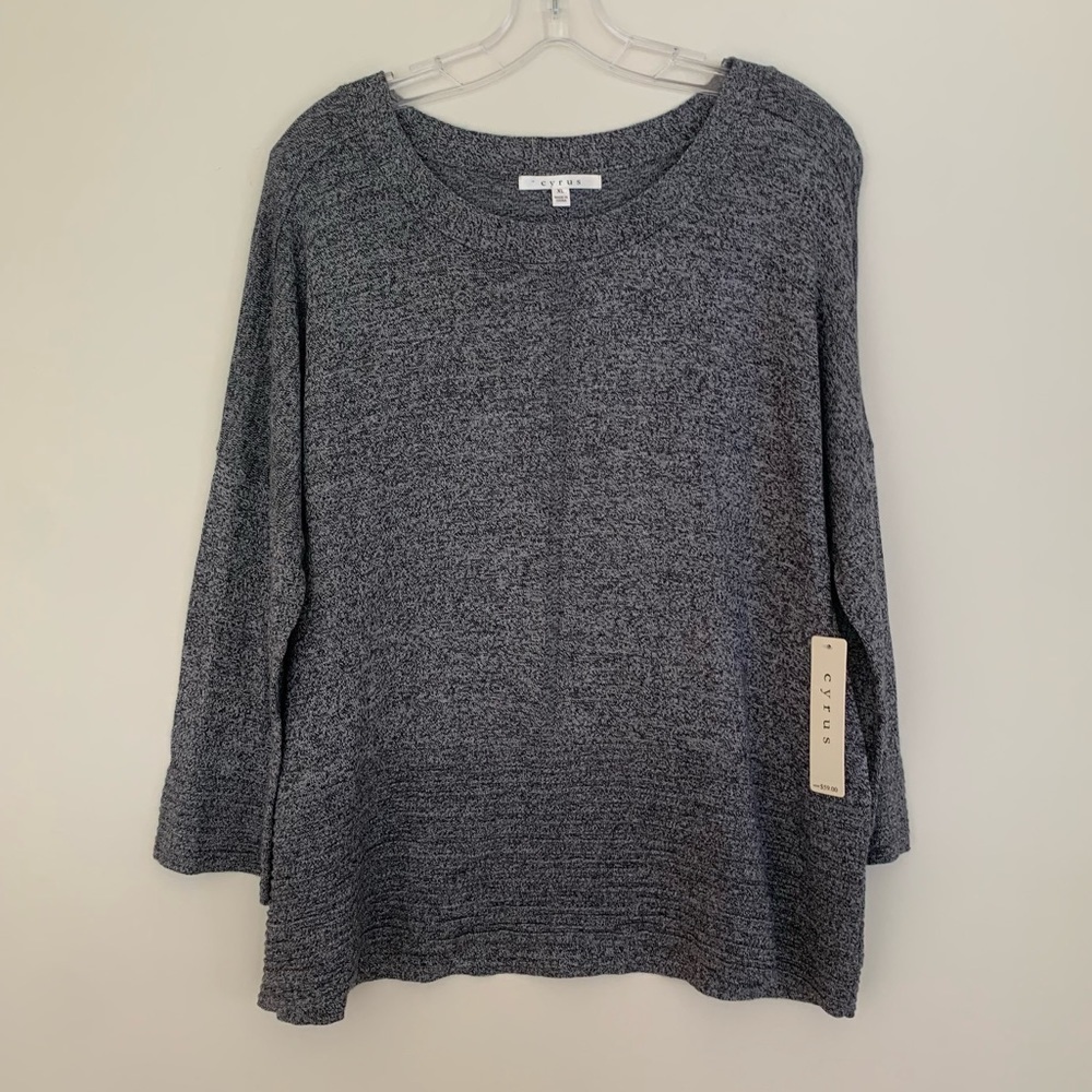 CYRUS Gray Heathered Long Sleeve Knit Tunic